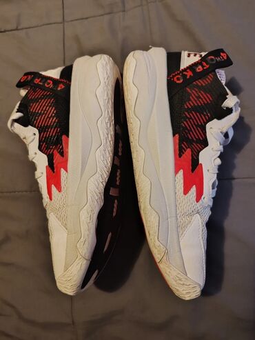 Ostale cipele: AKO SE BAVITE PRODAJOM💵💵💵 POLOVNE GARDEROBE👕👖👔🥾🥿👠👟🎽🥻👢🥼🎒 JAVITE — 5