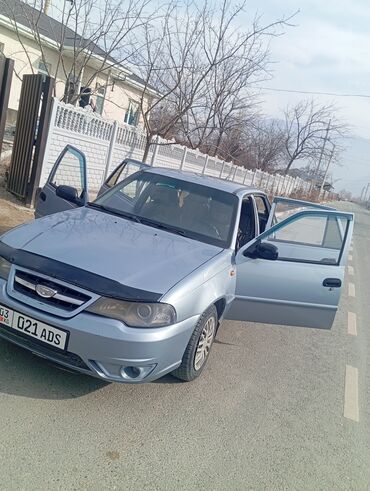 Daewoo: Daewoo Nexia: 2012 г., 1.5 л, Механика, Бензин, Седан