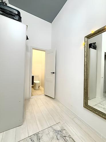 Продажа квартир: 3 комнаты, 56 м², 1 этаж — 6