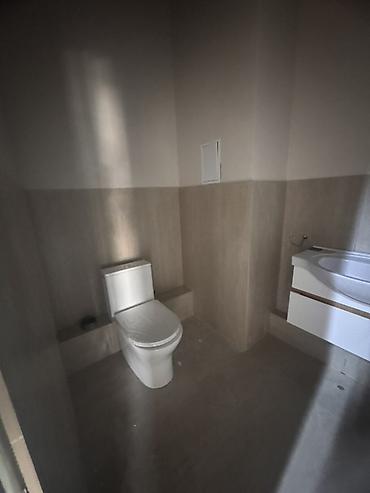 золотой квадрат: Продажа офисов 60 м², Без ремонта, Многоэтажное здание, 2 этаж — 7