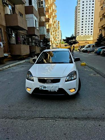 chery maşın: Kia Rio: 1.6 l | 2011 il Sedan — 1