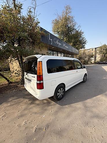 ступенька авто: Honda Stepwgn: 2003 г., 2 л, Автомат, Бензин, Универсал — 3