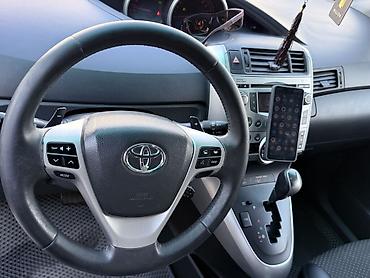 renault twingo: Toyota Verso: 2011 г., 1.8 л, Вариатор, Бензин, Минивэн — 9