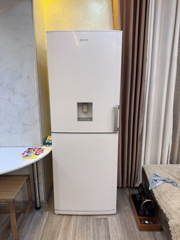 Холодильники: Холодильник Beko, Б/у, Двухкамерный, De frost (капельный), 70 * 191 * 56