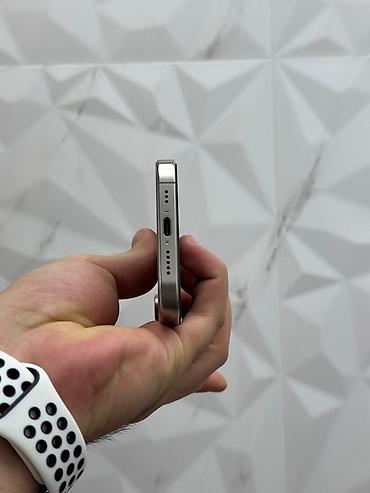 Apple iPhone: IPhone 15 Pro, 256 GB, Gümüşü, Face ID — 6