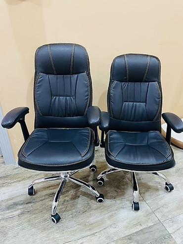 kreditle mebel: İki ədəd ofis kreslosu dəsti - Material: qara rəngli eko‑dəri üzlük — 1