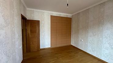 Продажа коттеджей и домов: 5 и более комнат, 242 м², 6 соток, Бишкек, Агентство недвижимости — 13