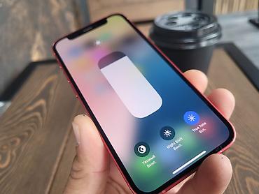 Apple iPhone: IPhone 12 mini, Б/у, 64 ГБ, Красный, Чехол, Кабель, 74 % — 5