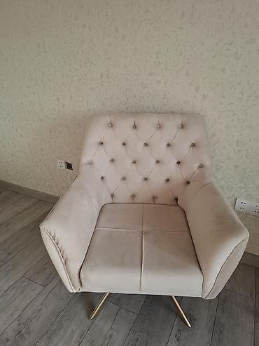 kreslosu: 2 ədəd özel yapım kreslo – krem rəng - Material: məxməri/parça örtük — 7