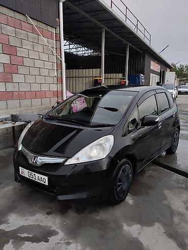 Honda: Honda Fit: 2013 г., Вариатор, Гибрид, Хэтчбэк — 9