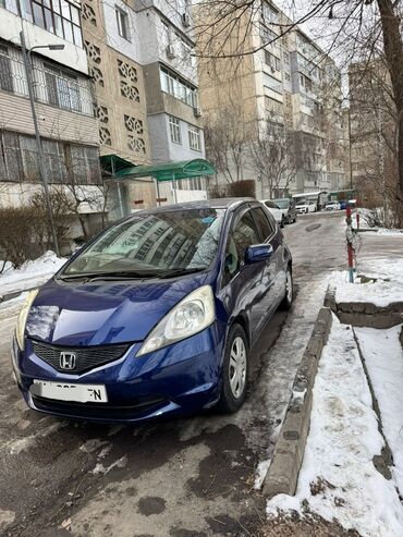 Honda: Honda Fit: 2010 г., 1.5 л, Вариатор, Бензин, Хэтчбэк