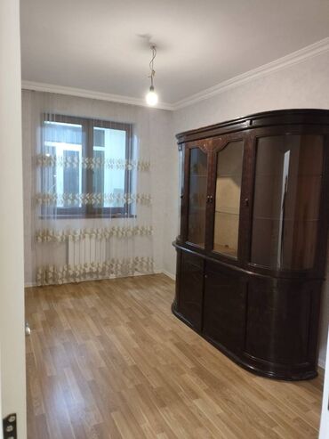 Uzunmüddətli kirayə mənzillər: Nərimanov rayonu,Kitayski restoranla üzbəüz,5 mərtəbəli binanın 5-ci — 4