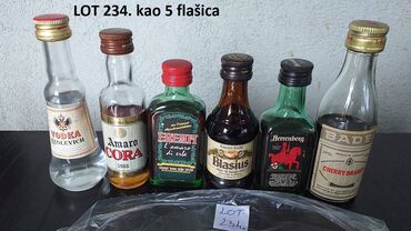 Ostali predmeti za umetnost i kolekcionarstvo: Mini Bottle unučići fraklići čokanji IV Kao sa slika — 14