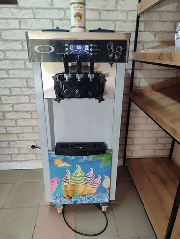 жаренное мороженное: Мороженный апарат М-96 мах новый Мощность 1800ват По городу Бишкек