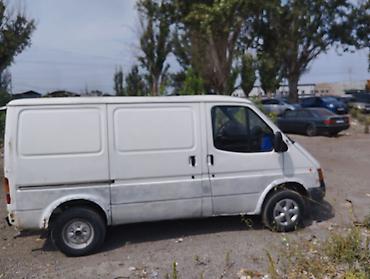 sprinter 2 2: Грузовой фургон белого цвета, цельнометаллический, 2-дверная кабина + — 2