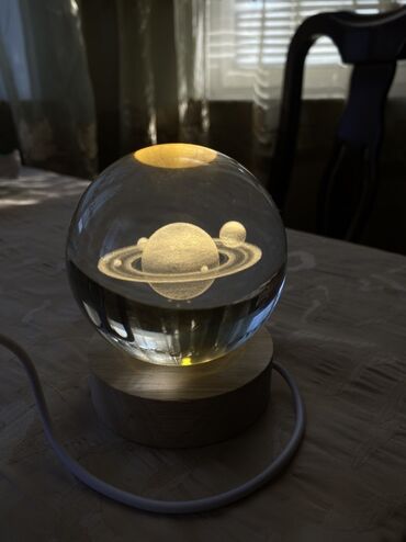 потолочные люстры в баку: Saturn temalı kristal kürə LED masa lampası - Şəffaf bərk kristal