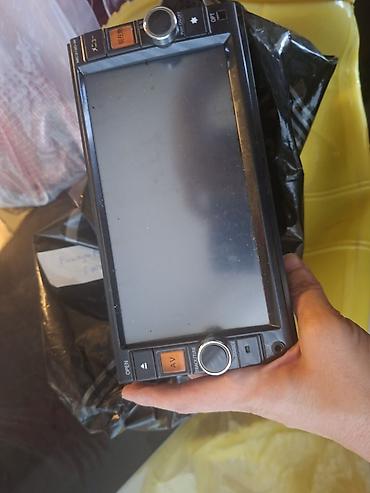 Avtomobil multimedia/radio başlıq qurğusu Xüsusiyyətlər: - 2 DIN