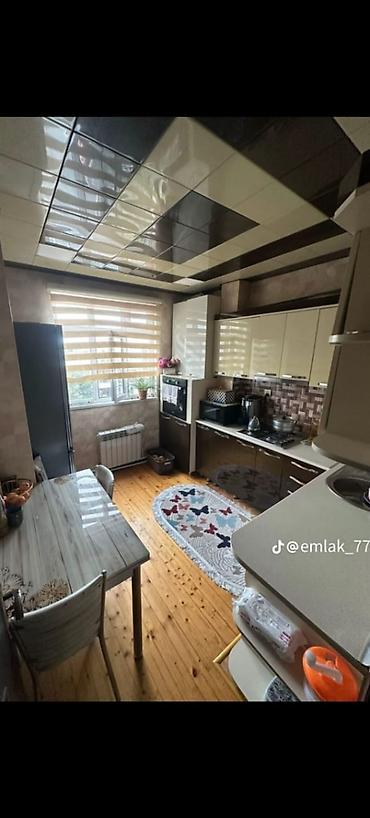 jasmin sumqayit: Sumqayıt şəhəri 9 mk yeni həyat şadliq sarayi ilə üz üzə olan 9 — 8