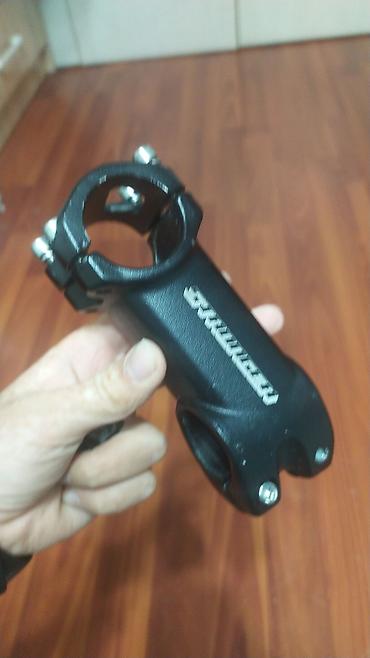 прямой руль для фикса: Вынос руля Specialized - Материал: алюминиевый сплав - Диаметр — 1