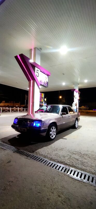 мерседез 124: Mercedes-Benz W124: 1993 г., 2.2 л, Автомат, Бензин, Седан