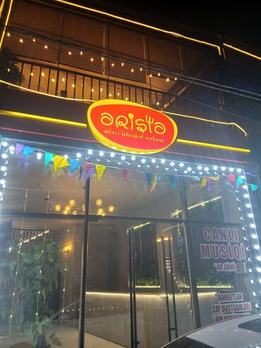 5 gunluk elanları: Ofisiant tələb olunur, Restoran, Gündəlik ödəniş, 18-29 yaş, 1-2 illik təcrübə