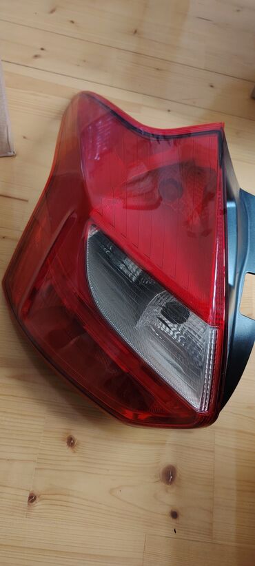 Zaslonkalar: Qalloqen, Ford 2013 il, Orijinal