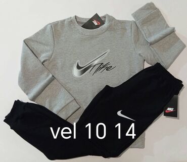 Komplet trenerke: Nike, 122-128, Unisex — 11
