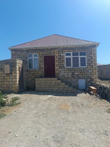 Kirayə evlər: Hökməli 3 otaqlı, 72 kv. m, Orta təmir