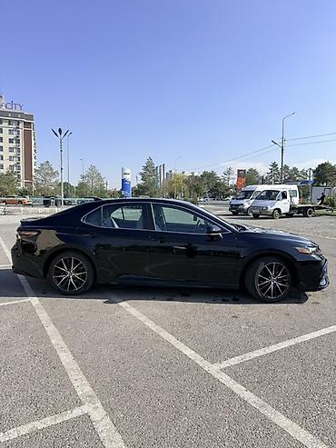 sequoia 2010: Toyota Camry: 2022 г., 2.5 л, Вариатор, Гибрид, Седан — 6