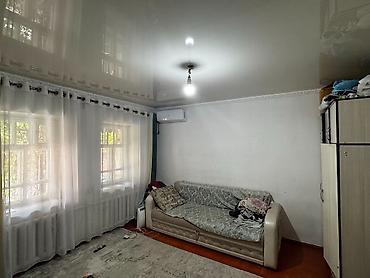 Продажа коттеджей и домов: Продается полдома с участком 📍 Площадь дома: 54 м² Участок: 4 сотки — 9