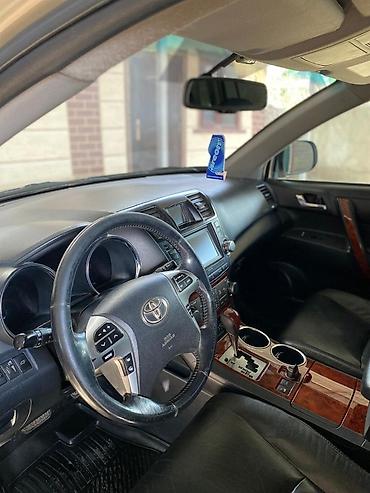 Toyota: Toyota Highlander: 2011 г., 3.5 л, Автомат, Бензин, Внедорожник at lalafo.kg — 15 Toyota: Toyota Highlander: 2011 г., 3.5 л, Автомат, Бензин, Внедорожник — 15