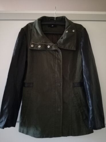 Ostale jakne, kaputi, prsluci: Jakna H&M, tamno maslinasto zelena, sa koznim rukavima. Poluobim — 11
