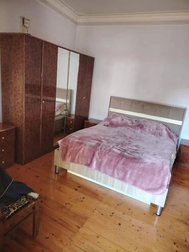 sumqayitda kiraye evler 8 mkr: 75 kv. m, 2 otaqlı, Kombi, Qaz, İşıq