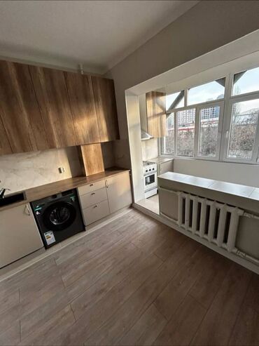 меняю дом на квартиру: 1 бөлмө, Кыймылсыз мүлк агенттиги, Чогуу жашоосу жок, Жарым -жартылай эмереги бар