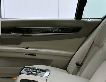 motor iskra: TAPACIR VRATA ZA BMW 750 OD 2008. DO 2015. GOD — 2