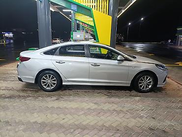 Hyundai Sonata: 2018 г., 2 л, Автомат, Газ, Седан