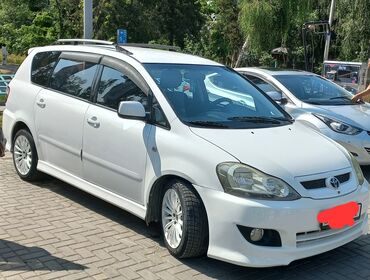 самая дорогая машина в кыргызстане: Toyota Verso: 2004 г., 2 л, Механика, Дизель, Минивэн