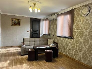 Günlük kirayə mənzillər: 3 otaqlı — 3