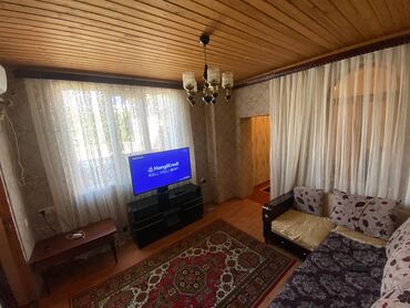 Həyət evləri və villaların satışı: Qaraçuxur qəs. 4 otaqlı, 90 kv. m, Orta təmir — 4