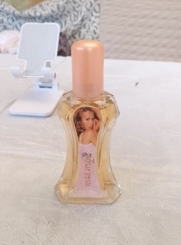 Парфюмерия: Yeni Təp-Təzə 50ML Həcmdə "Rose Noire" Radın Ətiri Satılır. Qiymət 8