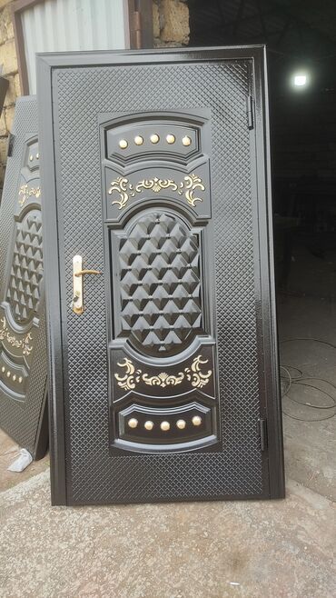 Giriş qapıları: Qapı.Darvazalar. məhhəcərlər resotkalar. hər növ seyf qapilarin topdan -da lalafo.az — 9 Giriş qapıları: Qapı.Darvazalar. məhhəcərlər resotkalar. hər növ seyf qapilarin topdan — 9