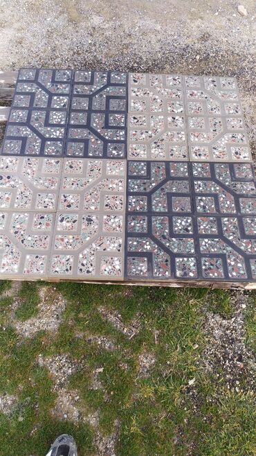 Dekorativ daşlar: Dekorativ daşlar — 12