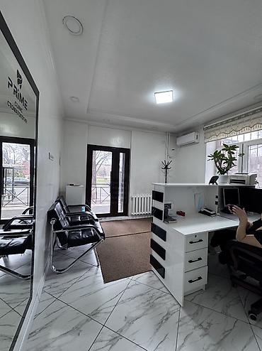 Продажа офисов: Продажа офисов 60 м², С ремонтом, С мебелью, Многоэтажное здание, 1 этаж — 6