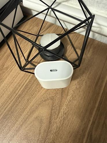 adapter apple: Salam

Apple 20W USB-C Adapter az istifade olub yaxsi veziyetdedi — 2