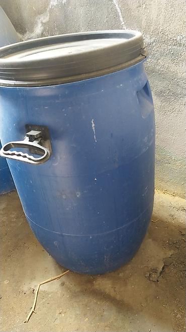su bockası: Mavi rəngli plastik barellər - Material: qalın divarlı, möhkəm HDPE — 4