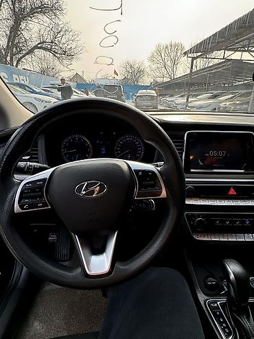 Hyundai: Hyundai Sonata: 2019 г., 2 л, Автомат, Газ, Седан — 7