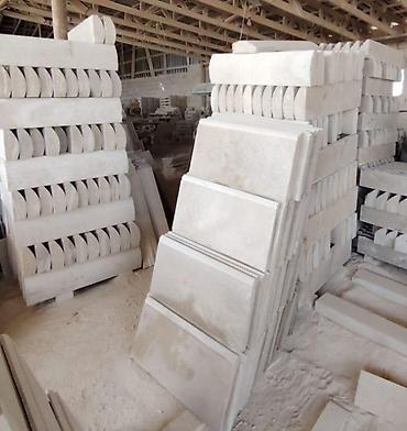 Dekorativ daşlar: Qumdaşı üzlük plitələri Məhsul təsviri: - Təbii qumdaşından kəsilmiş — 10