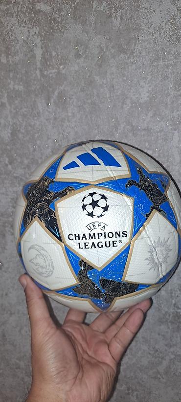 Спорт и отдых: Məhsul: UEFA Champions League futbol topları Xüsusiyyətlər: - Rəsmi — 1