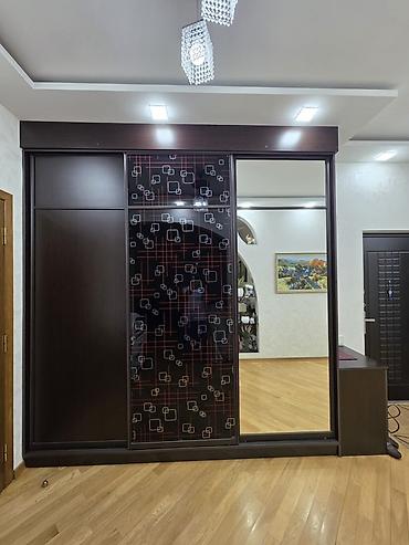3 qapılı kupe dolab
270×60 cm
45×78 cm lalafo.az -da 3 qapılı kupe dolab
270×60 cm
45×78 cm