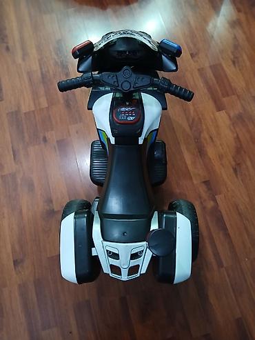 elektrikli maşınlar: Uşaq üçün elektrikli üçtəkərli motosiklet - Model: Polis üslublu — 1